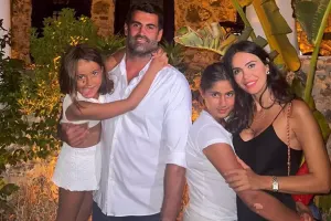 Üçüncü qızları doğuldu