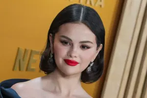 Selena Qomezin arıqlamasının əsl səbəbi üzə çıxdı