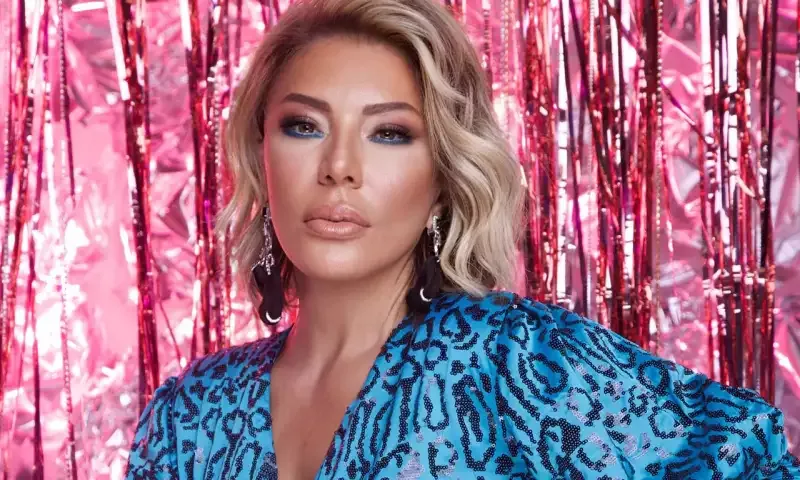 “Ağlıma gəlməyib ki, kiminsə geyiminə rişxənd edim”