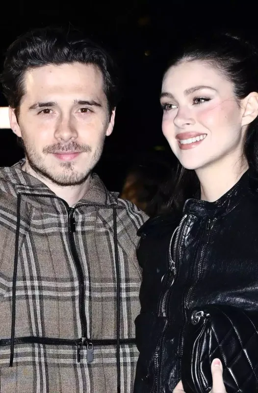 Bekhamın oğlu arvadı ilə belə görüntüləndi