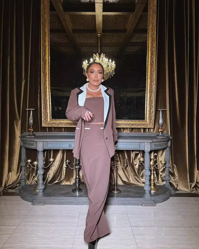 Günayın qəhvəyi “look”u