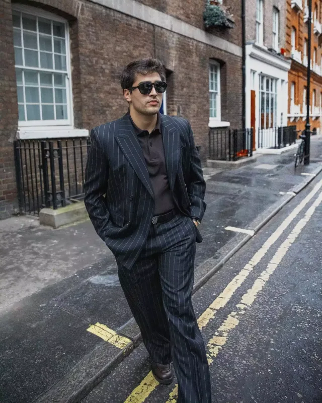 Mertin London fotoları