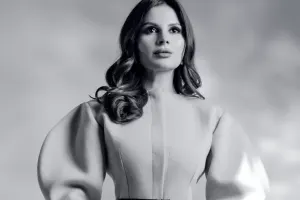 Aynişan “Nargis” üçün kamera qarşısında