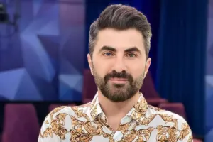 Zaur yeni yaşını ailəsi ilə qarşıladı