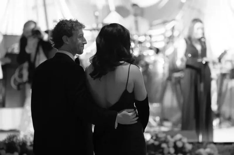 Milyarderin arvadı 40 yaşını belə qeyd etdi