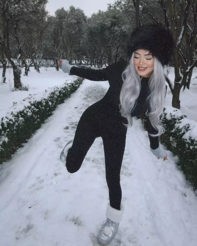 Həmayıldan fərqli imic