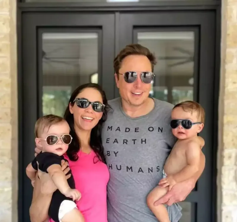 Maskın 14-cü övladı dünyaya gəldi