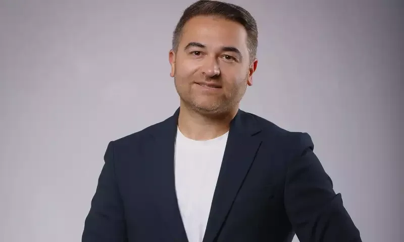 “Növbəti qar mövsümünə kimi vəzifədə qalsanız, nəzərə alın”