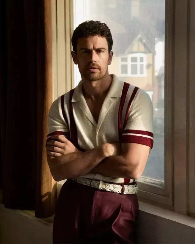 Teo Ceymsdən “Dolce&amp;Gabanna” üçün fotolar