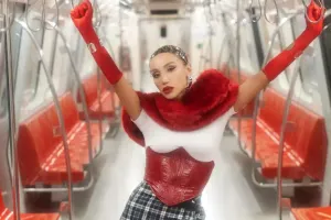 “O soyadı çox sevirəm” - Röya Kazımova haqda