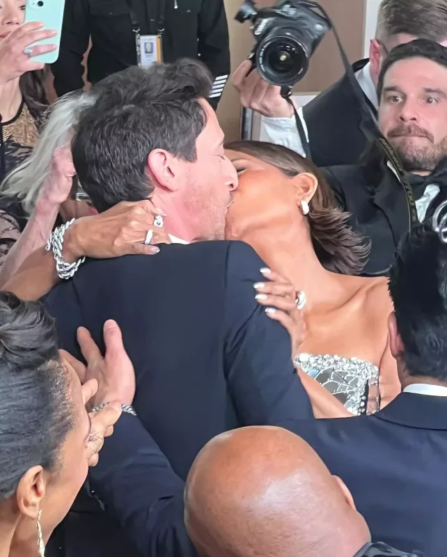 “Oskar”lıq öpüş!