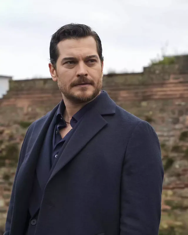 “Eşref”in yeni fotoları