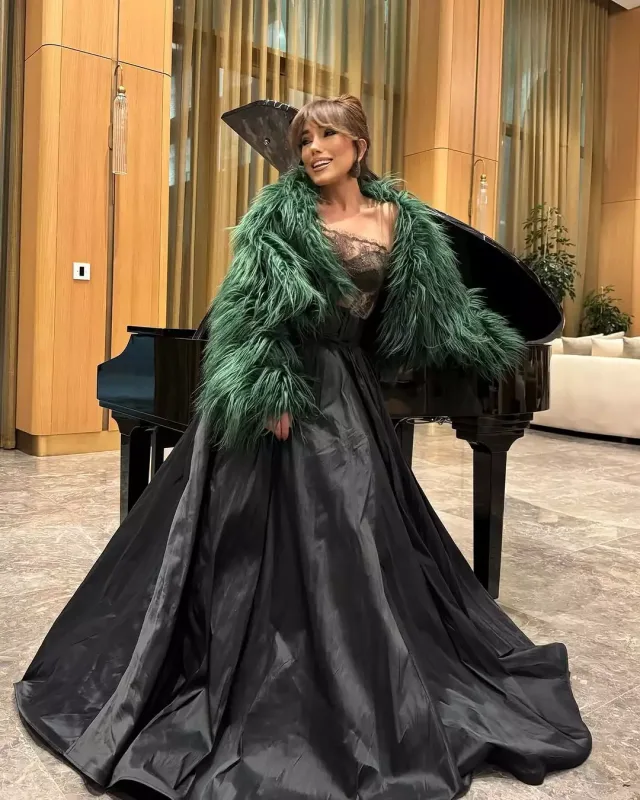 “Mən yaşıla vurğunam” - Lalə Məmmədova