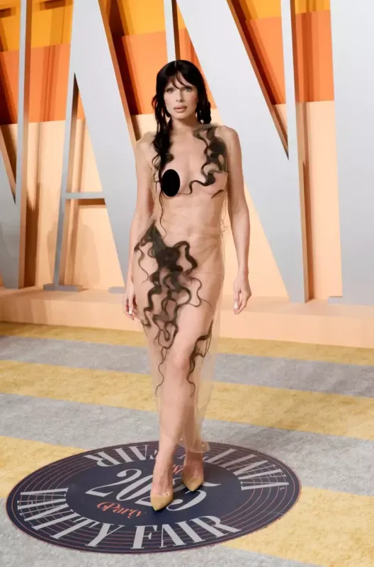 “Oskar-2025”ə yarıçılpaq halda gələn məşhurlar