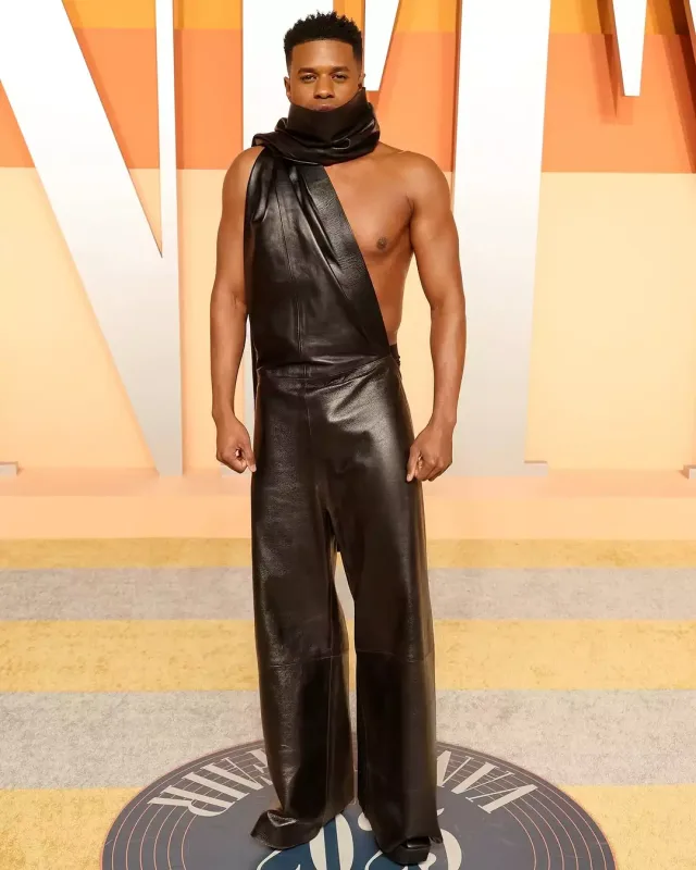 “Oskar-2025”ə yarıçılpaq halda gələn məşhurlar