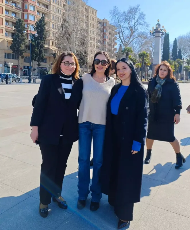 Mehriban Əliyeva qızları ilə Gəncədə - Fotolar