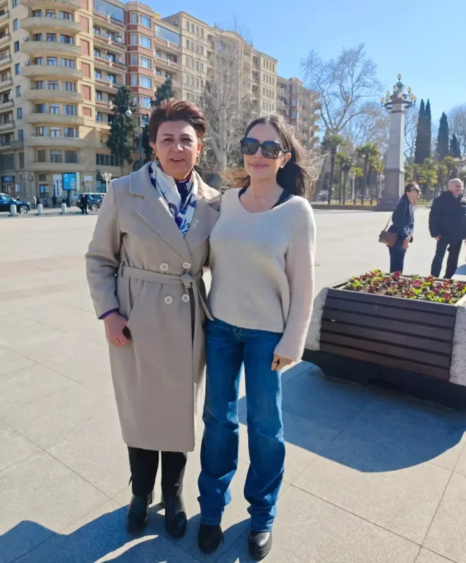 Mehriban Əliyeva qızları ilə Gəncədə - Fotolar