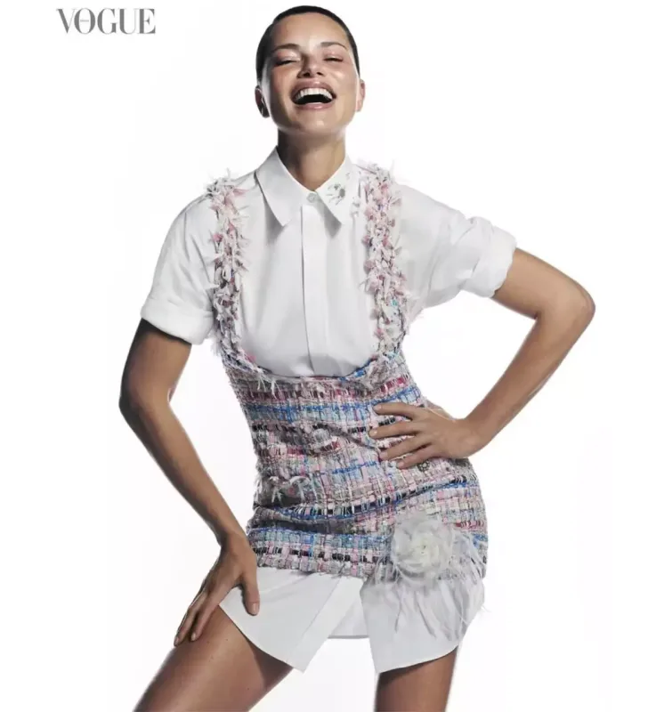 Adriana Lima “Vogue”də