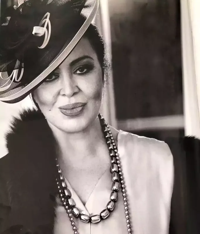 Türkan Şoray viral olan makiyajından danışdı