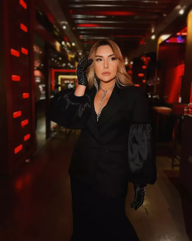 “Ana kimi dünyanı qoruyan varlıq - qadın!”