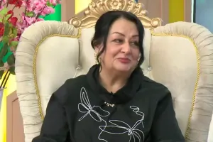 “Narkozdan oyanana qədər başımın üstündə dayandı”