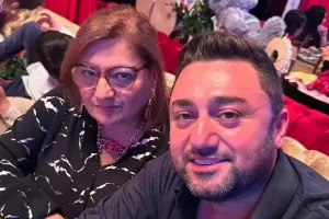 Müşviqdən anası ilə paylaşım