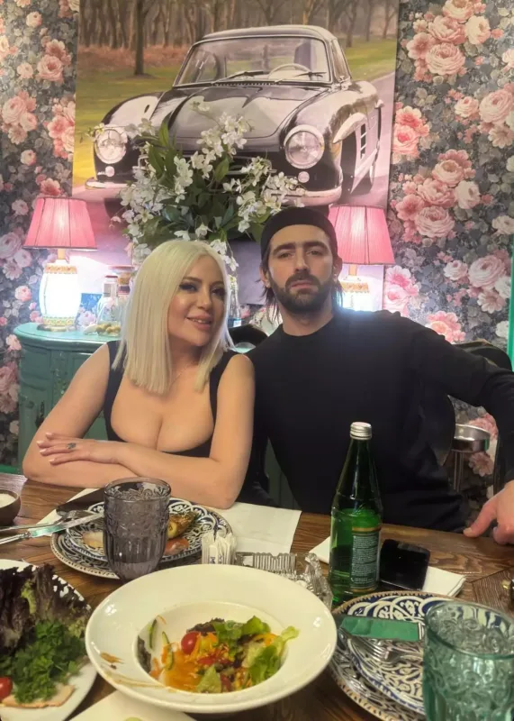 Səidə özünə doğum günü keçirdi