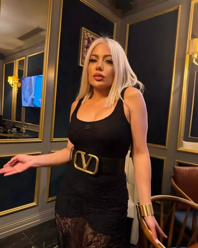 Səidə özünə doğum günü keçirdi