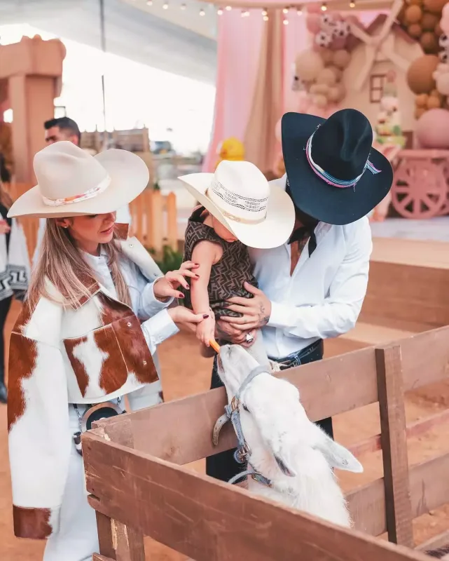 Maluma qızına doğum günü partisi keçirdi