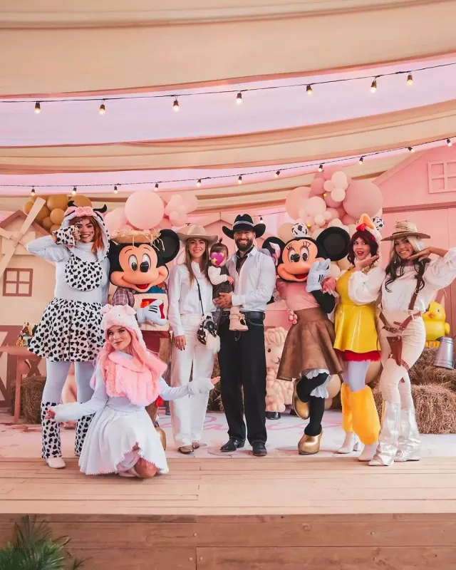 Maluma qızına doğum günü partisi keçirdi