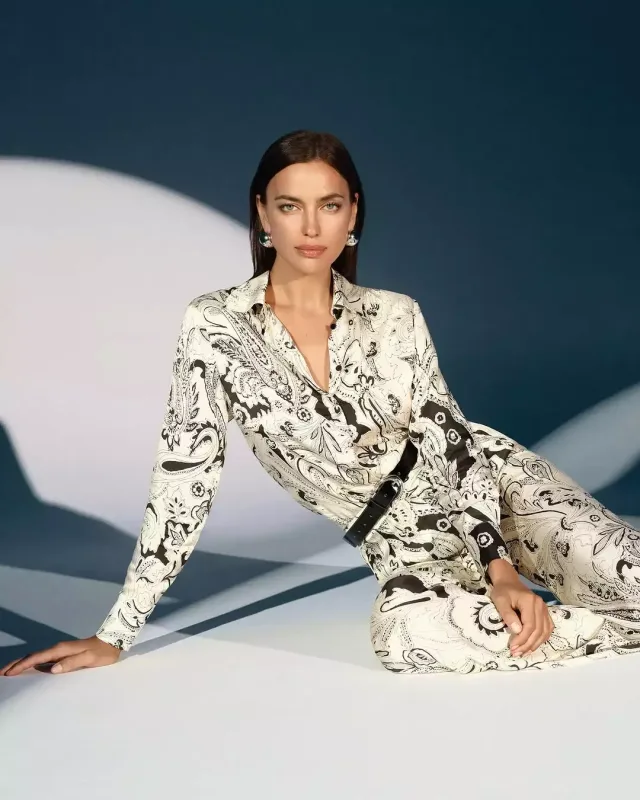 İrina Şeyk türk brendi üçün pozalar verdi