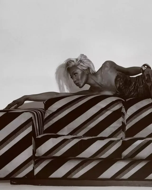 Naomi bunun üçün 180 dərəcə dəyişdi