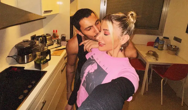 İremdən sevgilisi ilə fotolar