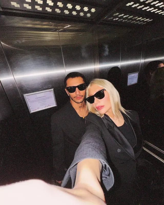 İremdən sevgilisi ilə fotolar