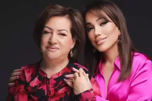 “Anam dedi ki, gedib içkili insanların qarşısında oxuyacaqsan?”