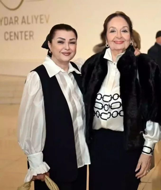 İki Xalq artisti bir arada