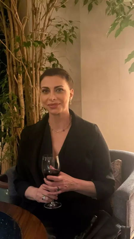 Mələk Abaszadə yeni görünüşdə