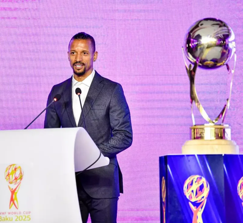 Dünya şöhrətli futbolçu Bakıda!