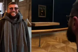 Azərbaycanlı müğənni Luvrda