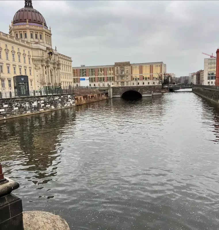 Məlahət qızı ilə Almaniyada