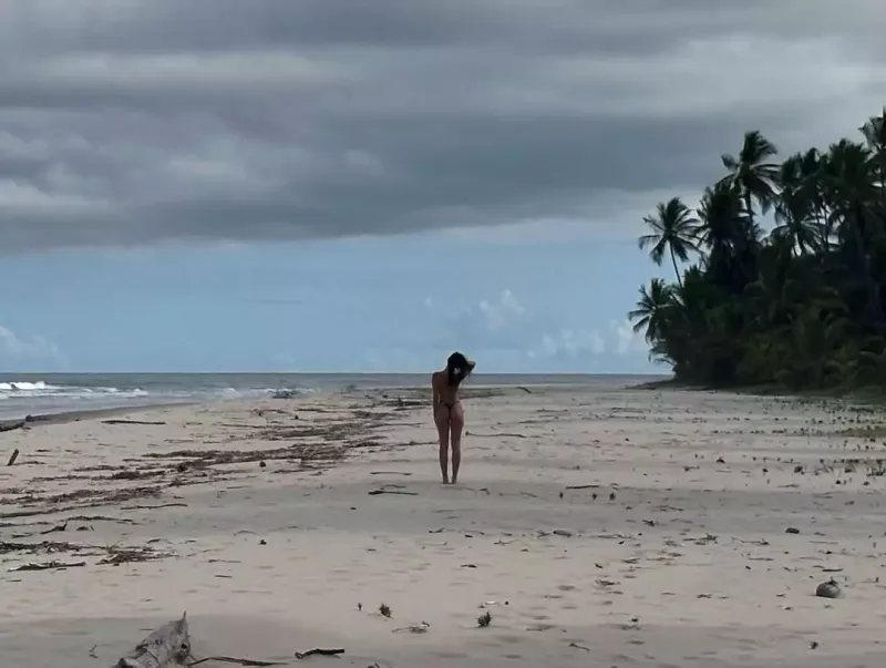 Monika Belluççinin qızı sevgilisi ilə tətildə