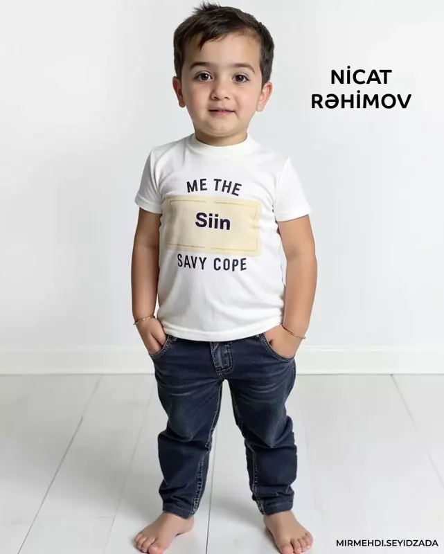 Məşhurların süni intellektlə uşaqlığı