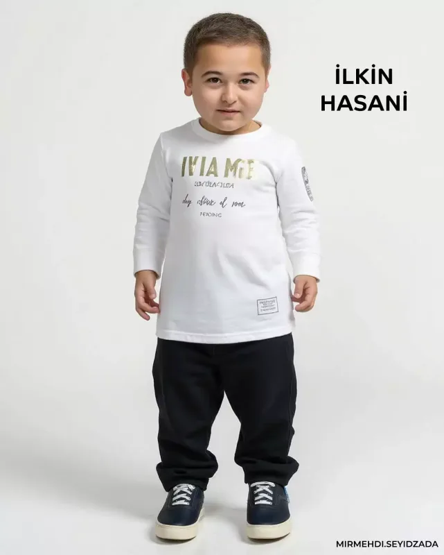 Məşhurların süni intellektlə uşaqlığı