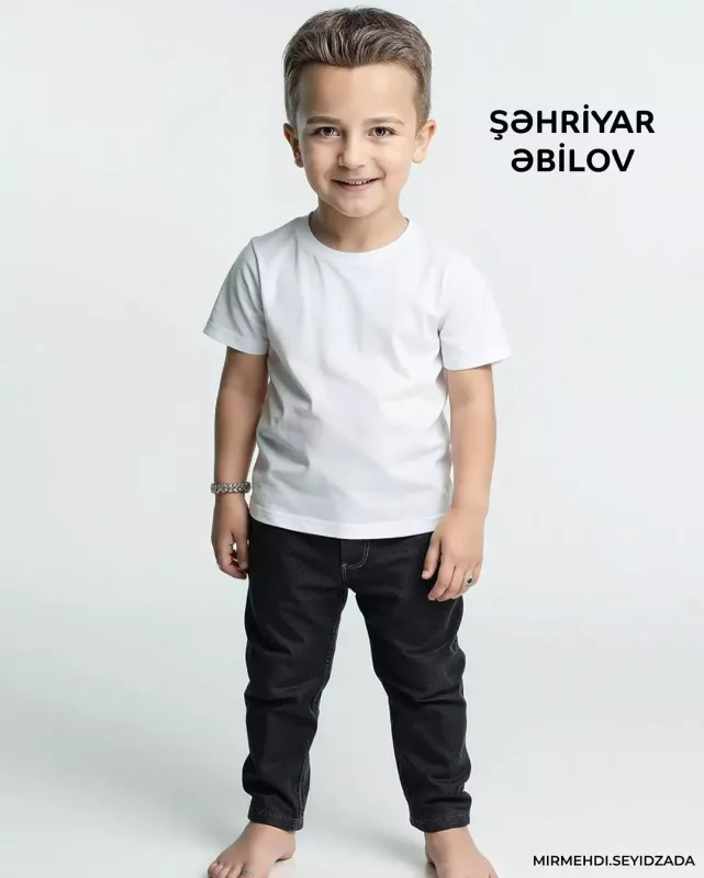 Məşhurların süni intellektlə uşaqlığı