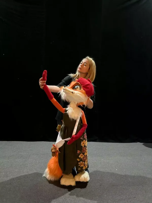 Bu dəfə qəhrəman Müqəvvadır