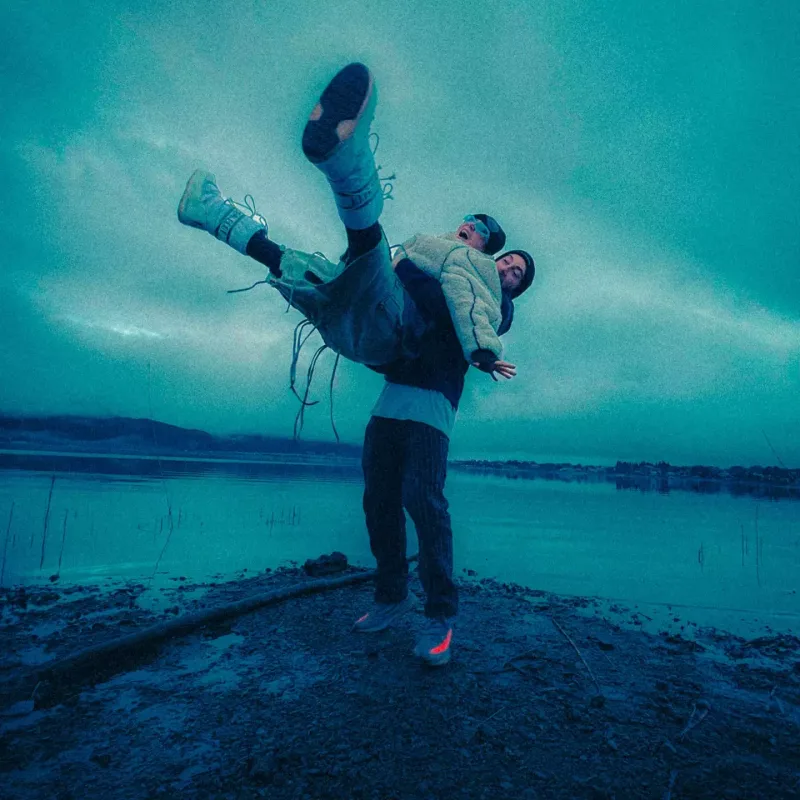 Hande Yener Yaponiyada...