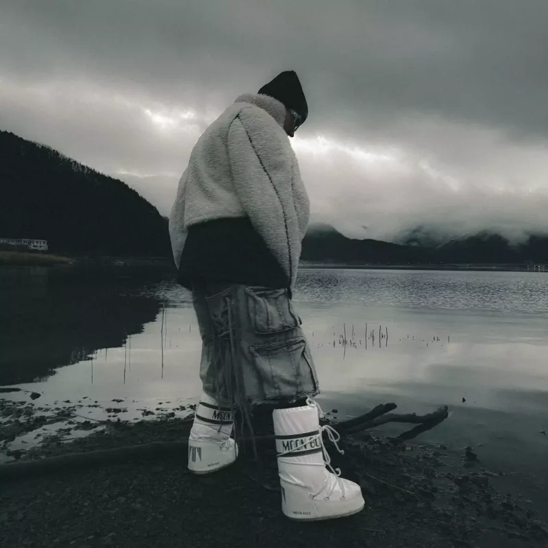 Hande Yener Yaponiyada...