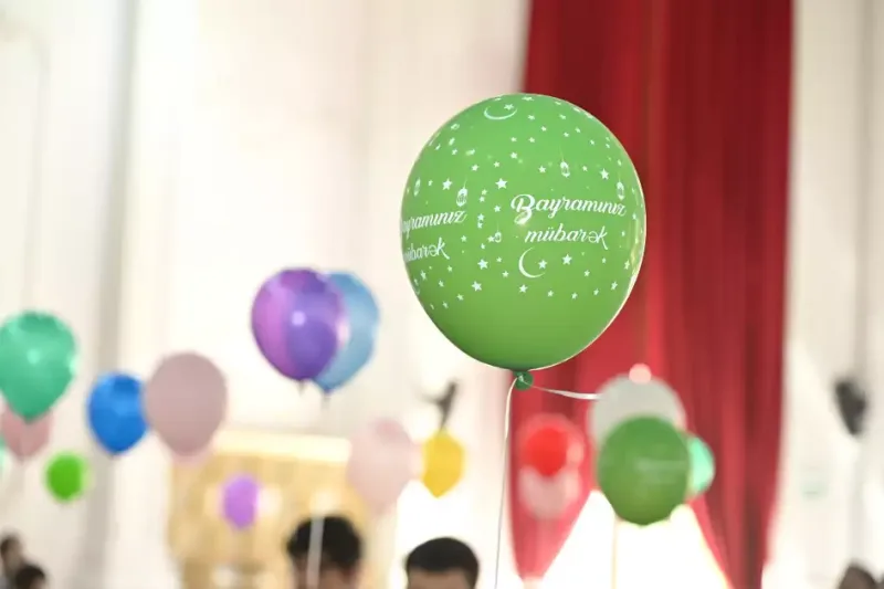 Leyla Əliyeva bayramı şəhid övladları ilə keçirdi - Fotolar