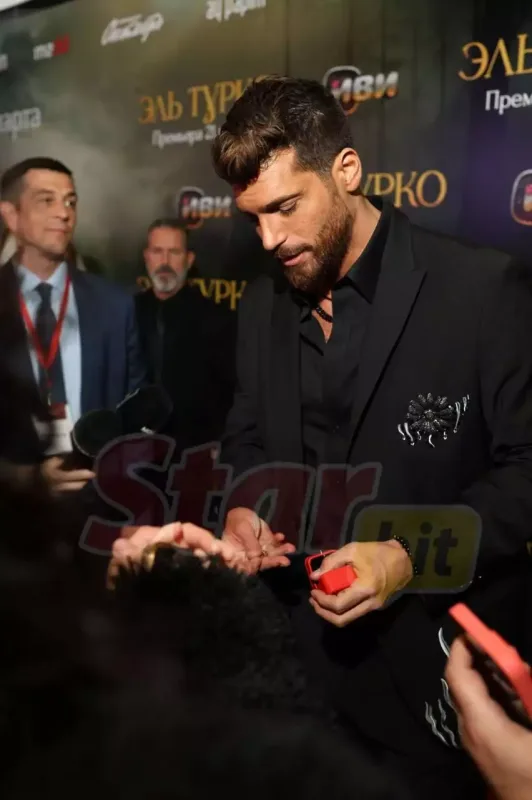 Moskvada fanatı Can Yamana evlilik təklif etdi