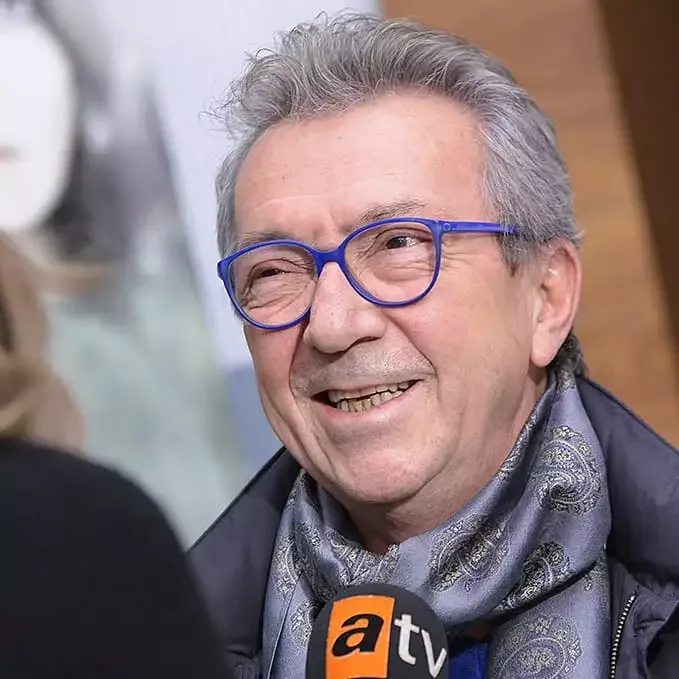 Osman Sınav vəfat etdi!